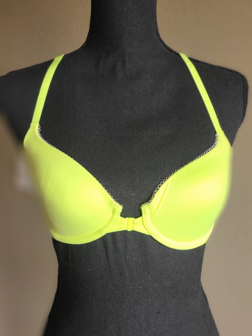 Victoria's Secret Body By Victoria Lined Demi Neon Yellow Push-Up Bra